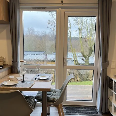 Nyaraló Tiny Haus Mit Schoenem Seeblick By Interhome *