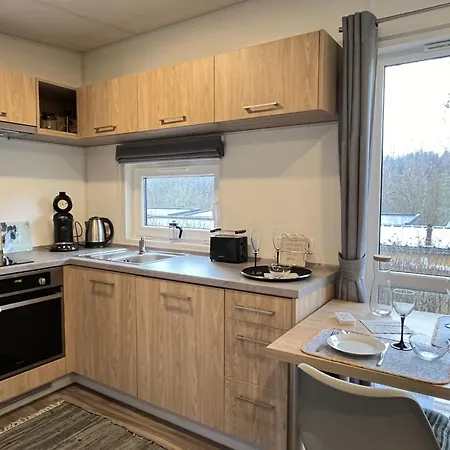 Tiny Haus Mit Schoenem Seeblick By Interhome