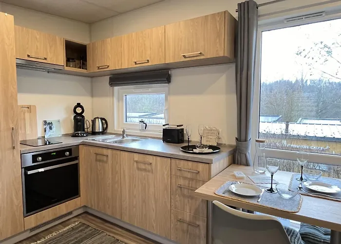 Tiny Haus Mit Schoenem Seeblick By Interhome