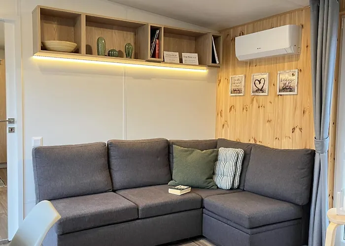 Tiny Haus Mit Schoenem Seeblick By Interhome Feriehus *